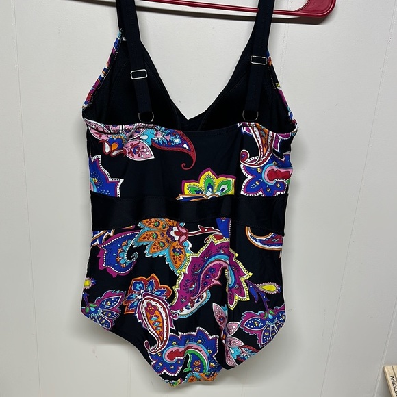 NWT Mazu Swim Colorful Paisley Women's One Piece Swimsuit - Picture 3 of 11